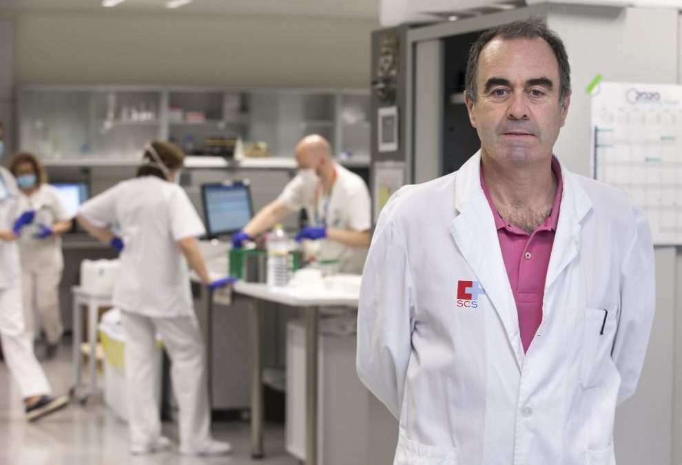 Lee más sobre el artículo MARCOS LÓPEZ HOYOS: «Hablamos del complejo proceso inflamatorio, del papel del sistema inmunitario en enfermedades como el cáncer, la depresión y la obesidad, y de cómo la inmunoterapia ha revolucionado algunos tratamientos. También se trataron temas como la microbiota intestinal, los disruptores endocrinos, las citoquinas, los distintos tipos de vacunas y los pilares para fortalecer nuestras defensas. Todo ello dentro del apasionante campo de la inmunología traslacional.»